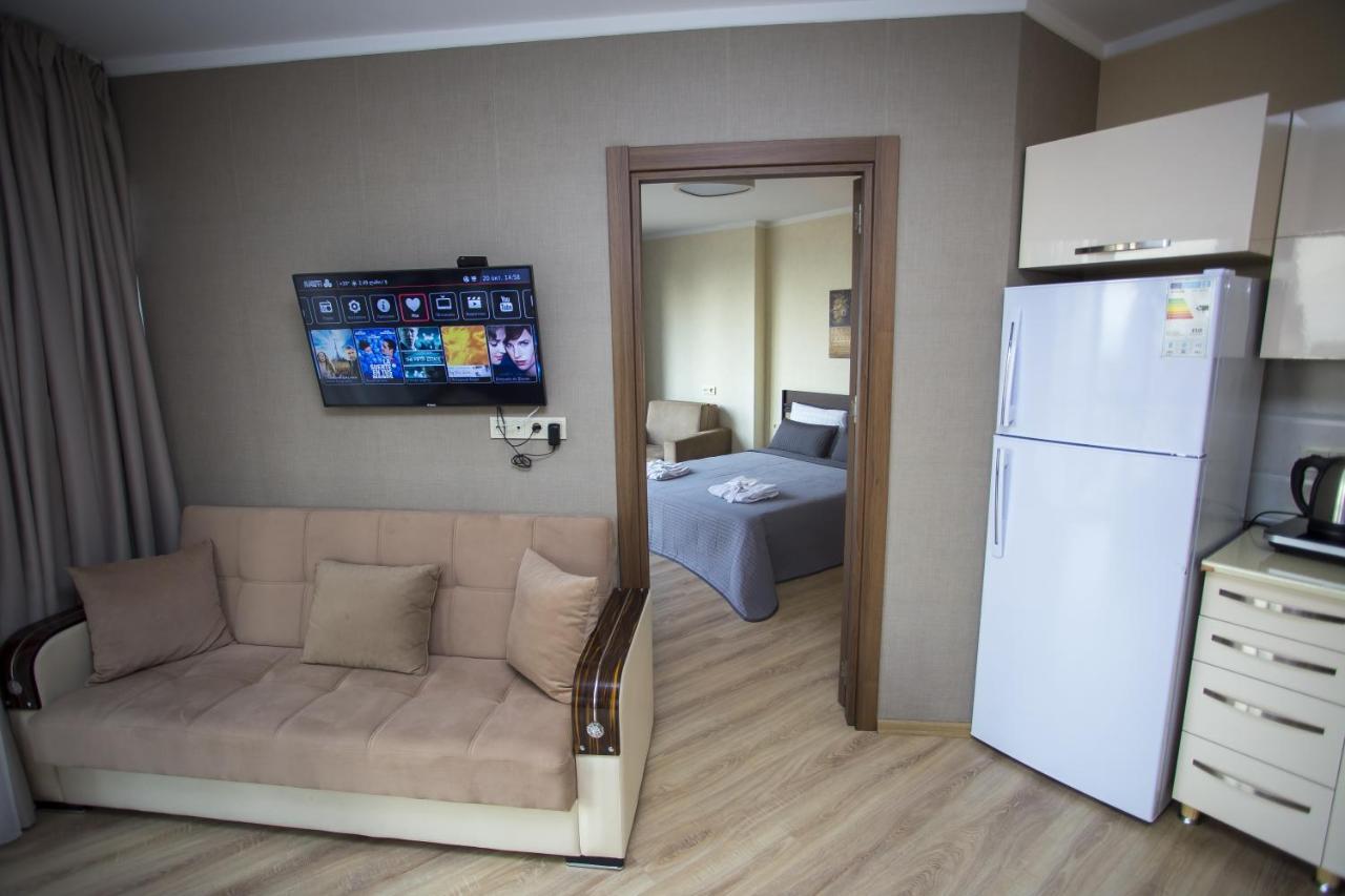 Lux Apartment Batum Dış mekan fotoğraf