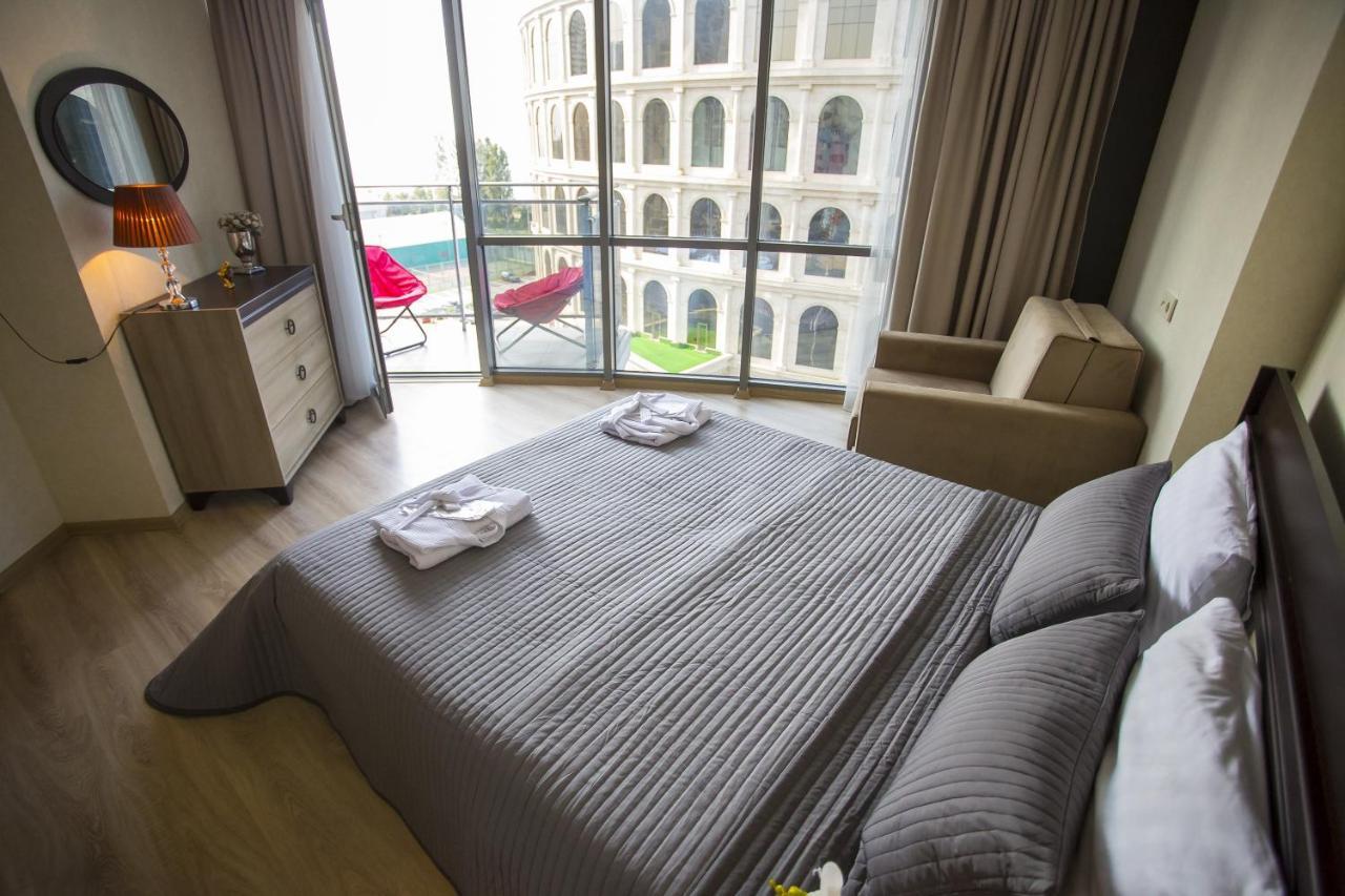 Lux Apartment Batum Dış mekan fotoğraf