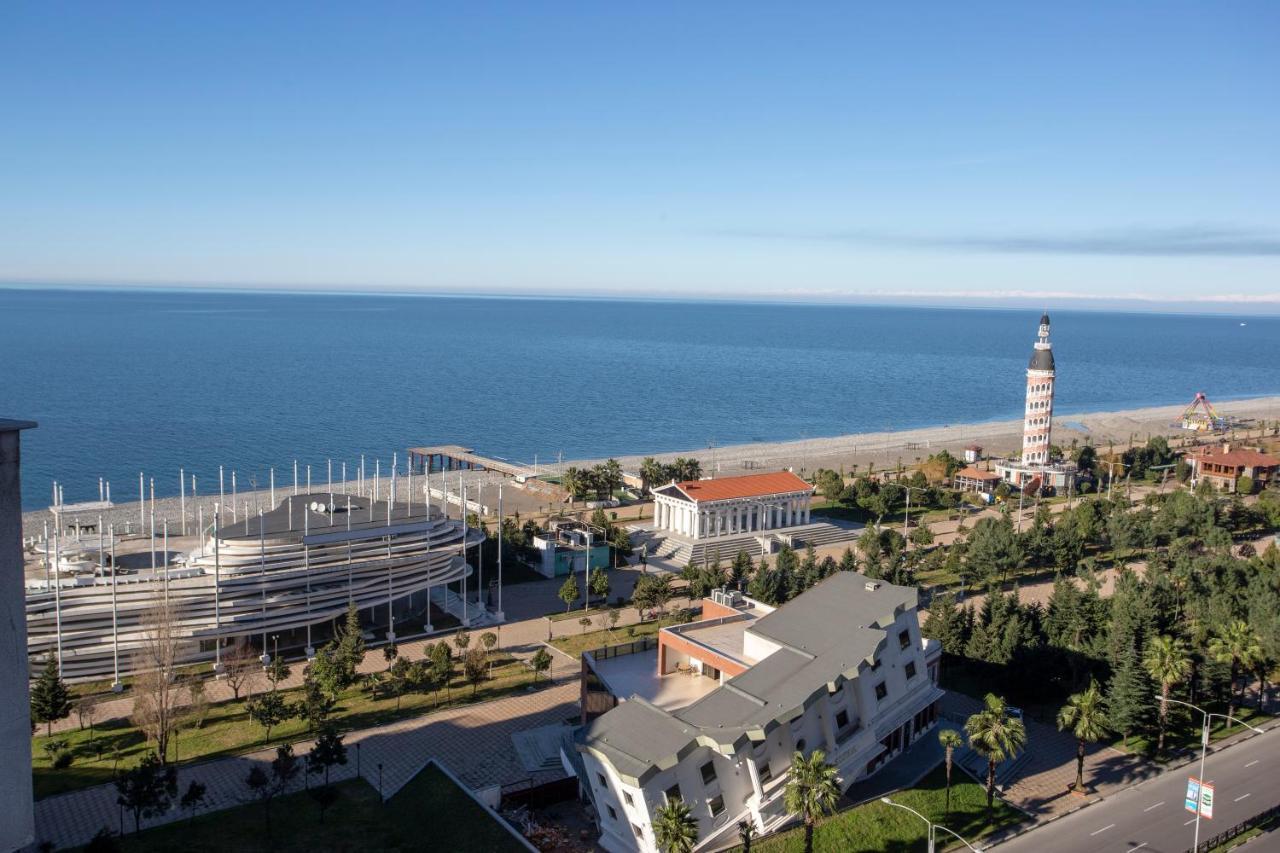 Lux Apartment Batum Dış mekan fotoğraf