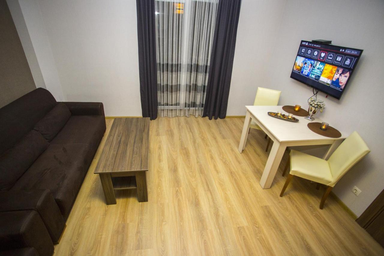 Lux Apartment Batum Dış mekan fotoğraf