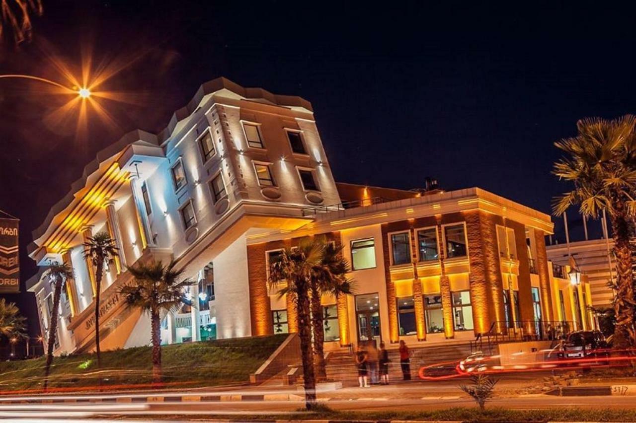 Lux Apartment Batum Dış mekan fotoğraf